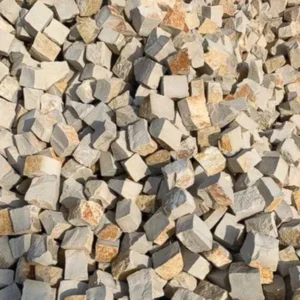 Petit Pavê Quartizito Misto Amarelado